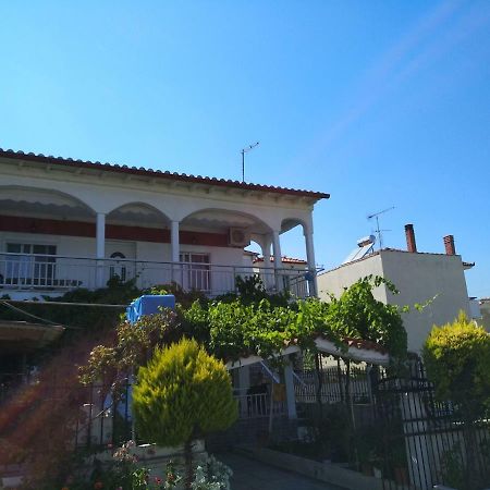 Grigorios Apartments Vrasná Exterior foto